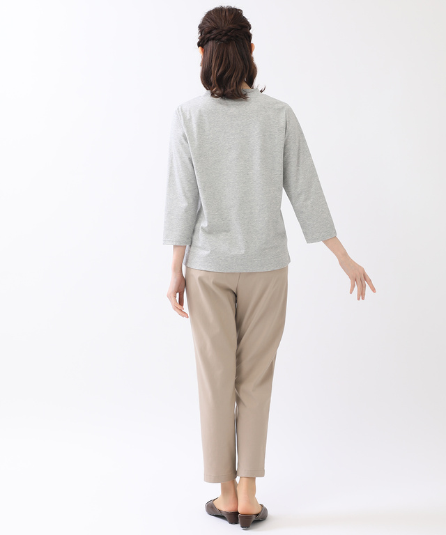 ストレッチ テーパード パンツ