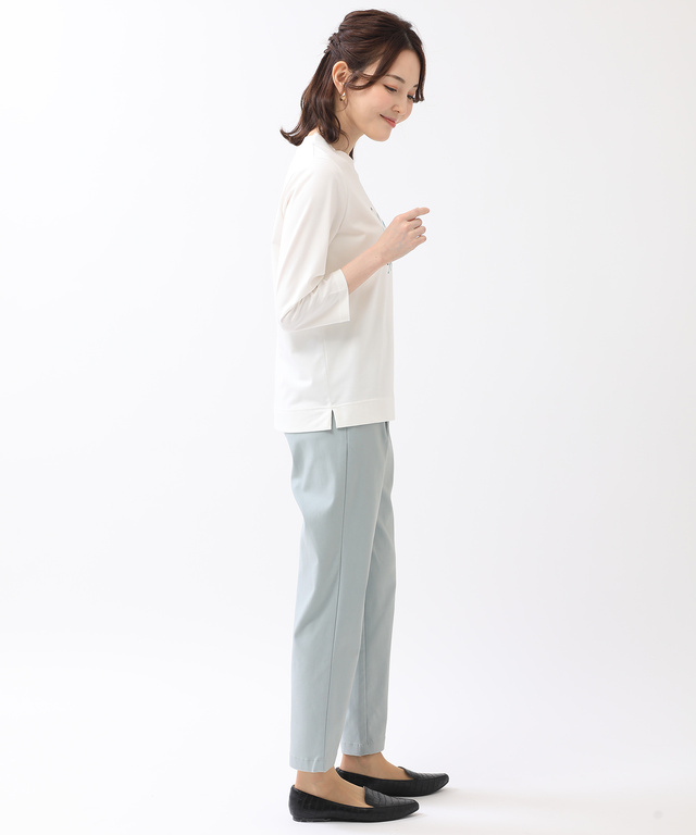ストレッチ テーパード パンツ