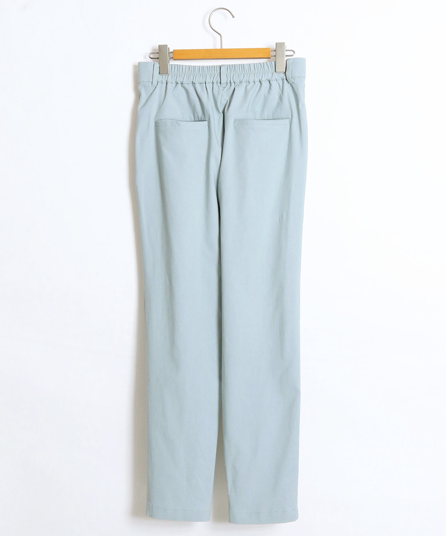 ストレッチ テーパード パンツ