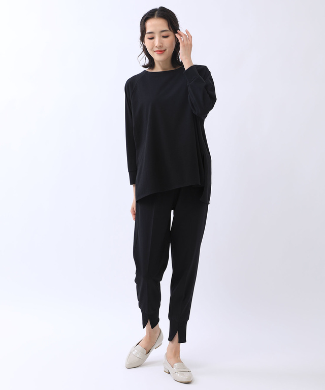 裾リブ ジョグパンツ