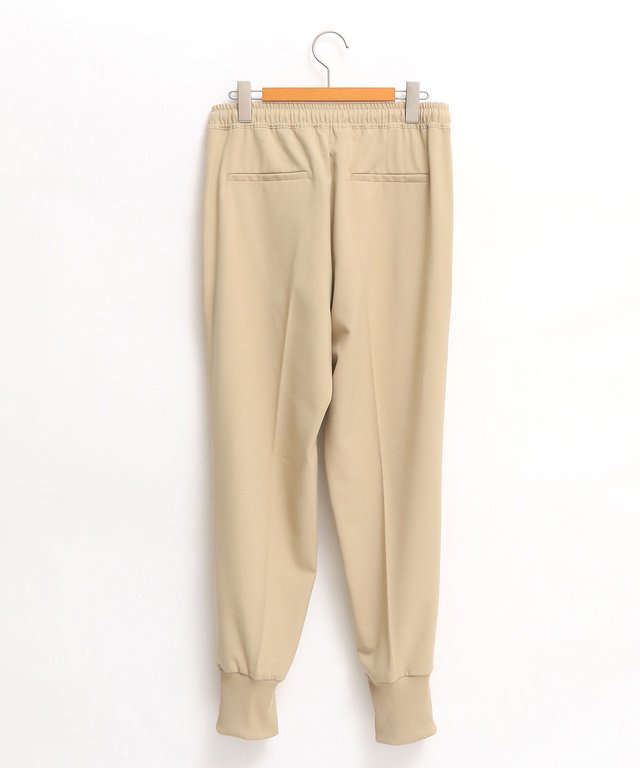 裾リブ ジョグパンツ