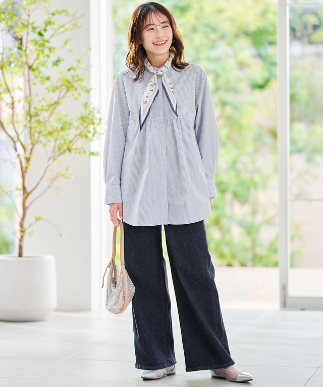 ロゴプリント スカーフ