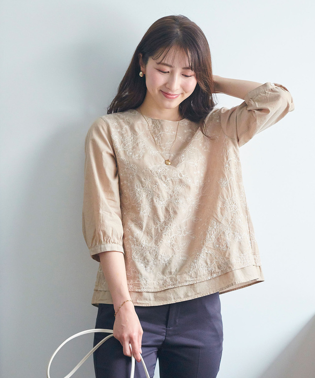 レイヤード風 刺繍 ブラウス