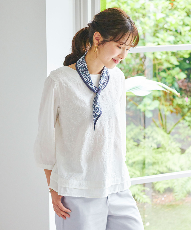 レイヤード風 刺繍 ブラウス