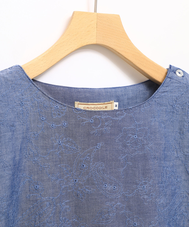 レイヤード風 刺繍 ブラウス