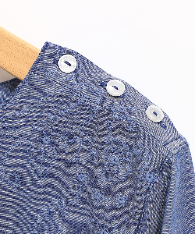 レイヤード風 刺繍 ブラウス