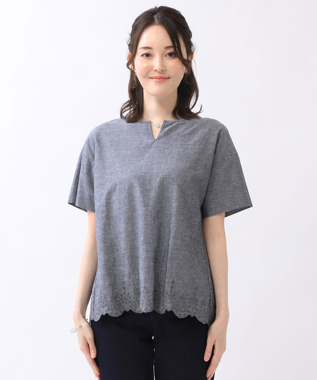 裾刺繍 キーネック ブラウス【WEB・一部店舗限定】