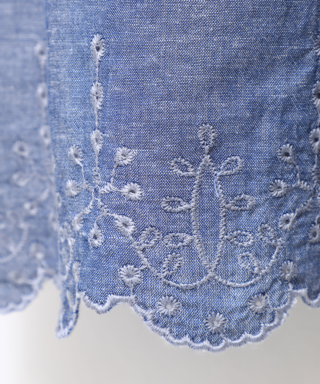 裾刺繍 キーネック ブラウス【WEB・一部店舗限定】