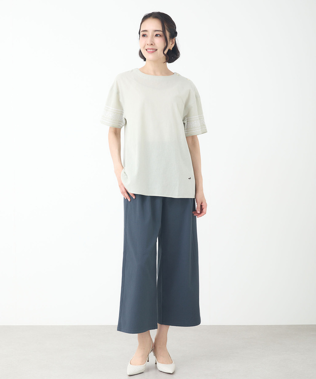 袖刺繍 プルオーバー ブラウス【オンラインショップ限定】