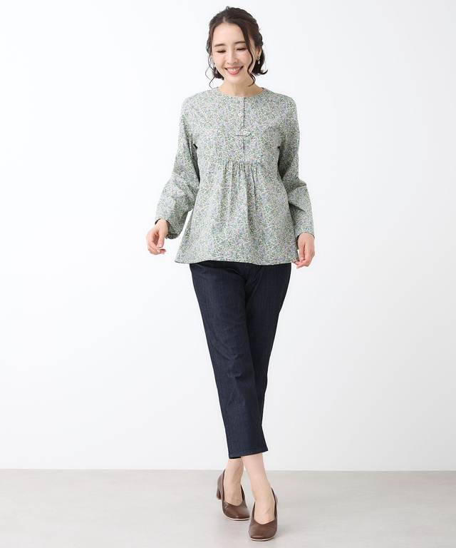 リーフ柄 プルオーバー ブラウス【オンラインショップ・一部店舗限定】