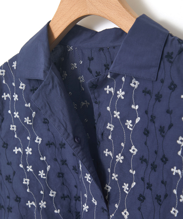 ツタ刺繍 スキッパー ブラウス