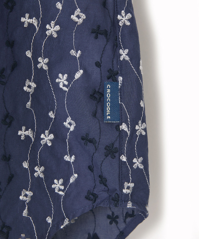 ツタ刺繍 スキッパー ブラウス