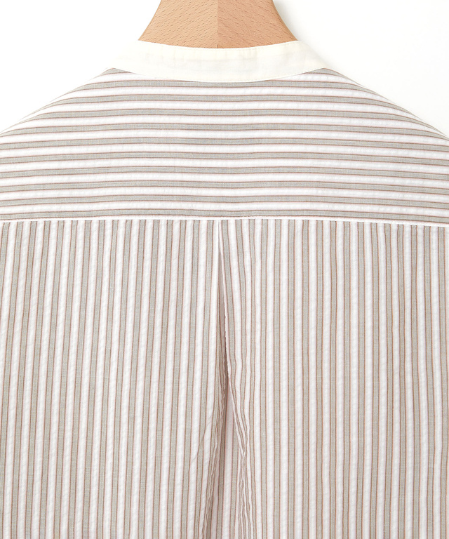 サッカー クレリック ブラウス