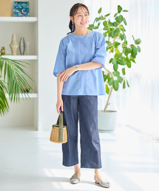 ピンタック 刺繍 ブラウス【オンラインショップ・一部店舗限定】