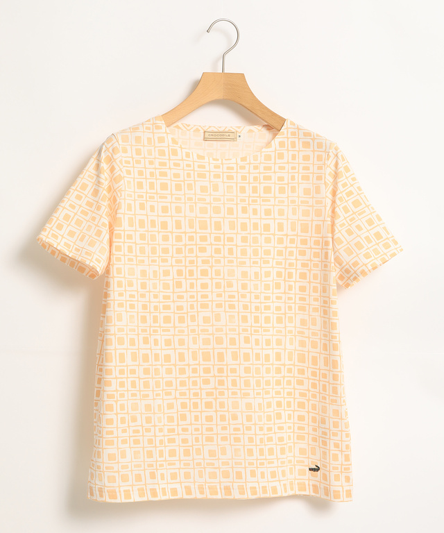 総柄Tシャツ