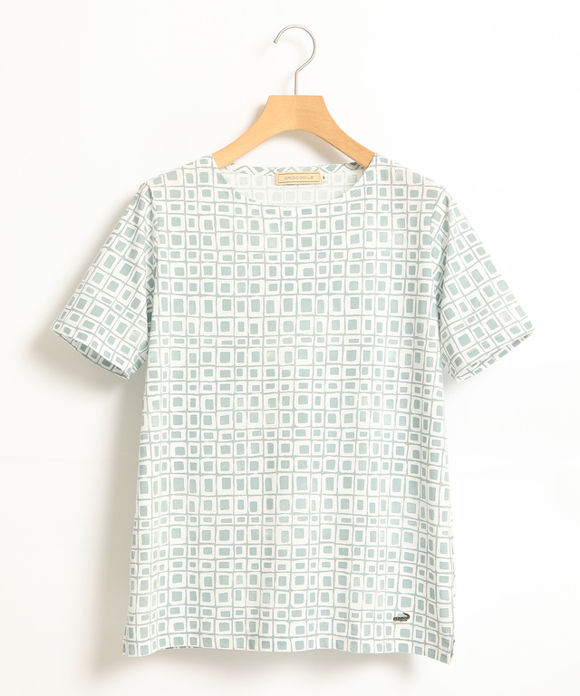 総柄Tシャツ