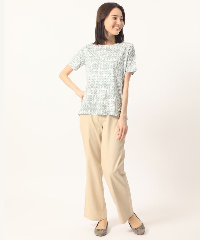 総柄Tシャツ