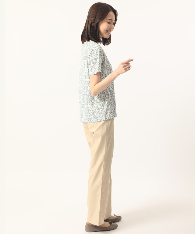総柄Tシャツ