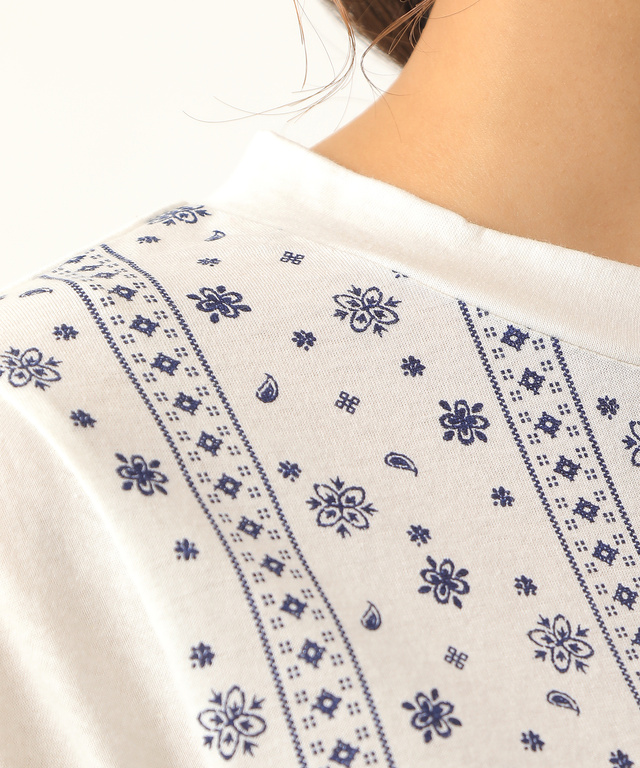 刺繍風プリントプルオーバー【UV加工】