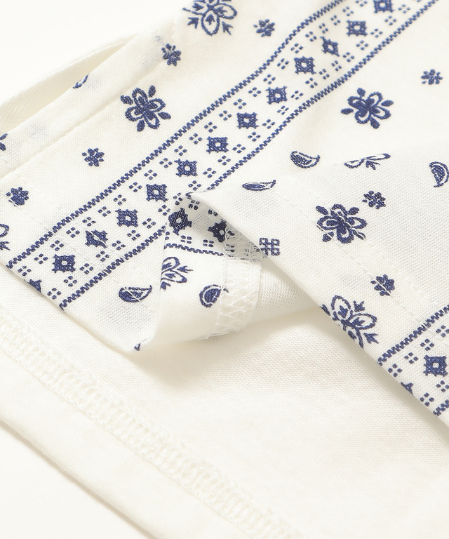 刺繍風プリントプルオーバー【UV加工】