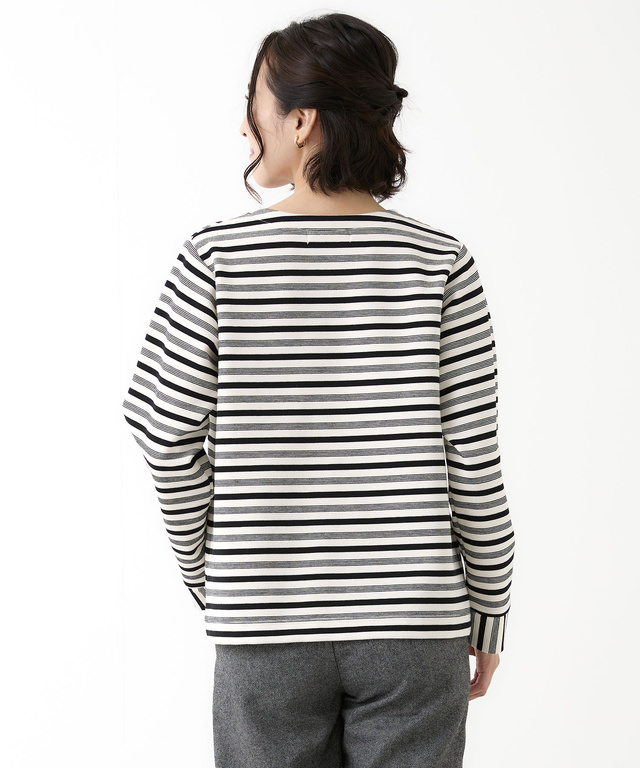 スクエアネック ボーダー プルオーバー