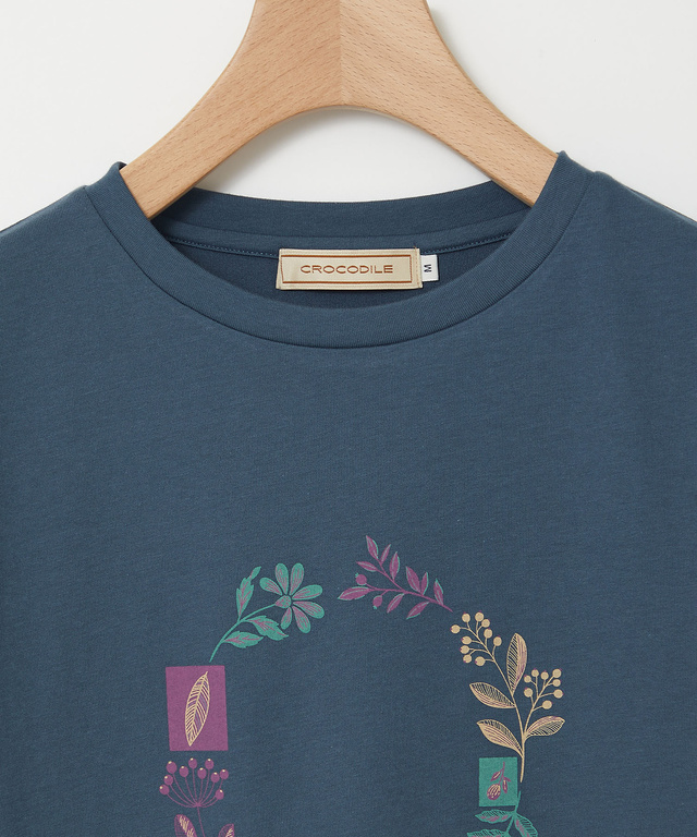 フラワーリース プリント Tシャツ