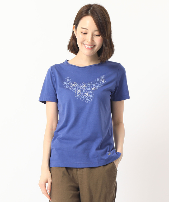 花モチーフTシャツ