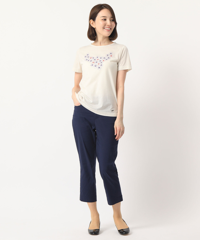 花モチーフTシャツ