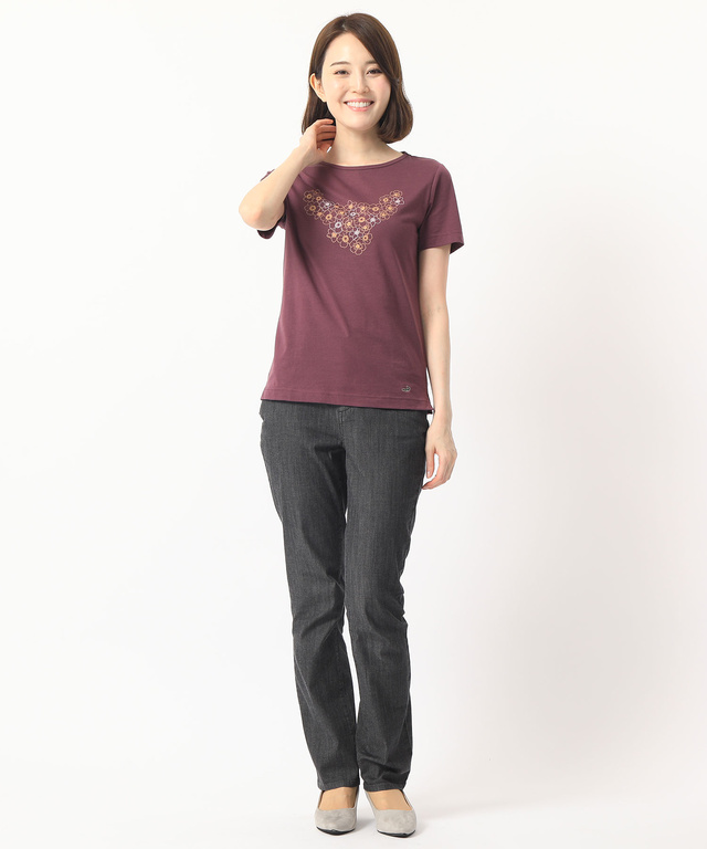 花モチーフTシャツ