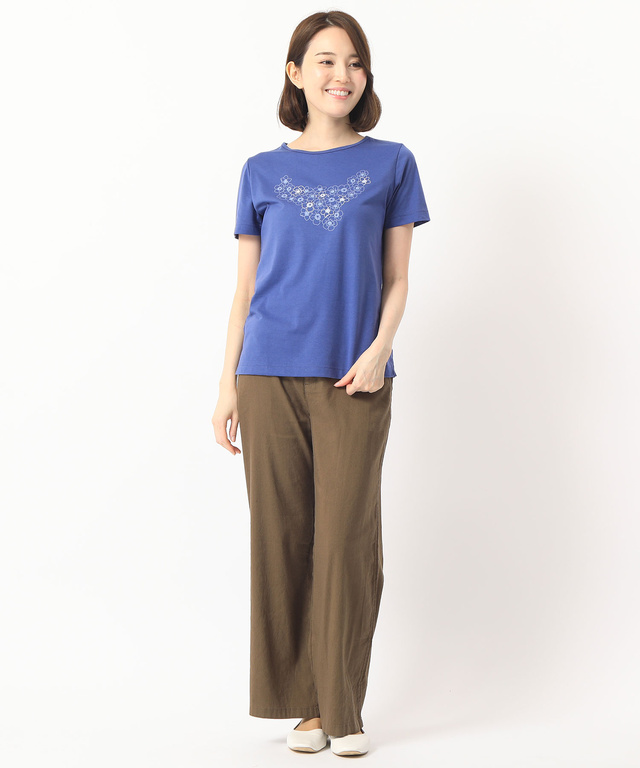 花モチーフTシャツ