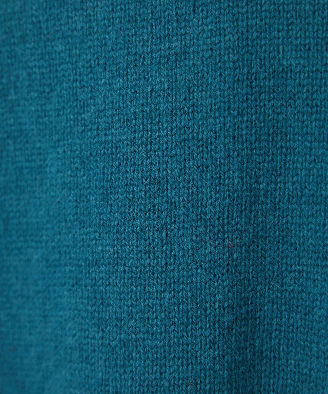 ウール ハイネック プルオーバーニット