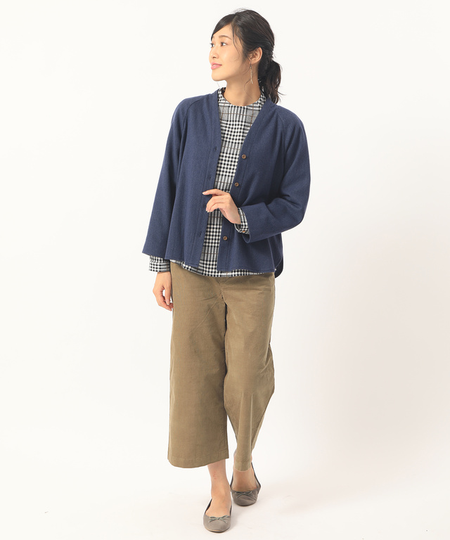 リサイクルウールVネックジャケット