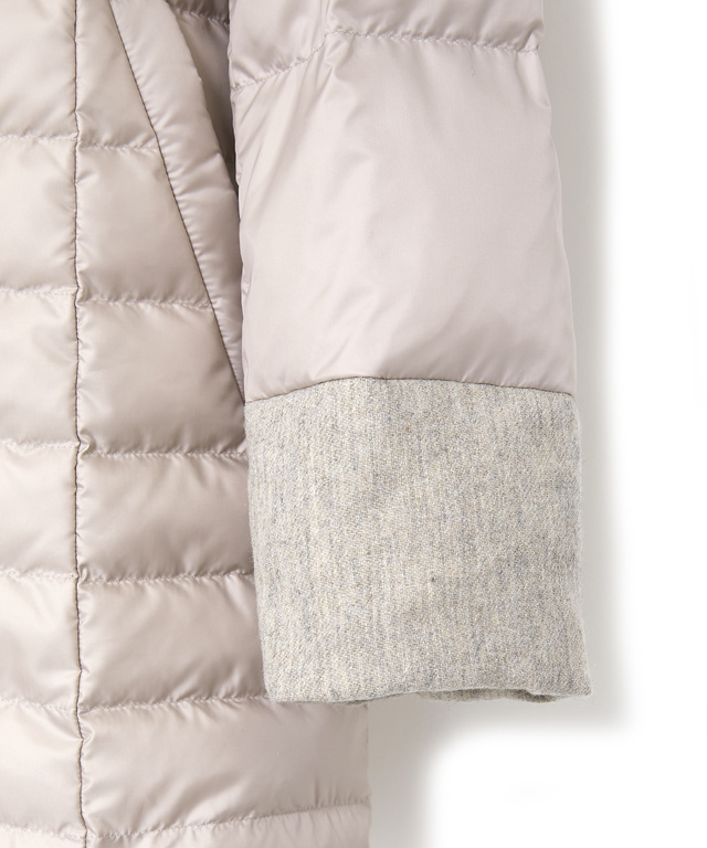 フード付き 切り替えデザイン ダウンコート