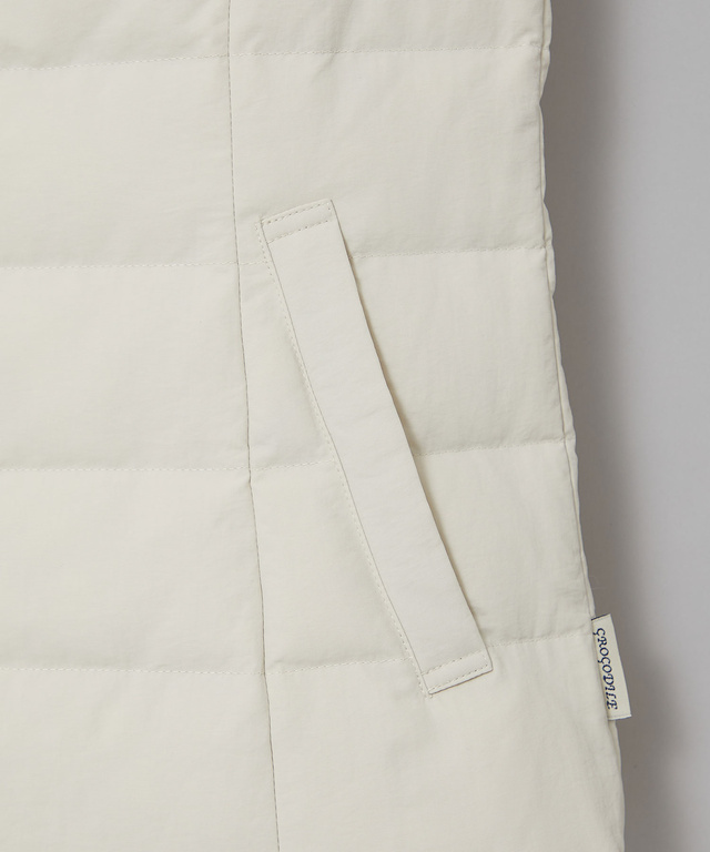 ノーカラー ダウン ベスト【一部店舗限定】