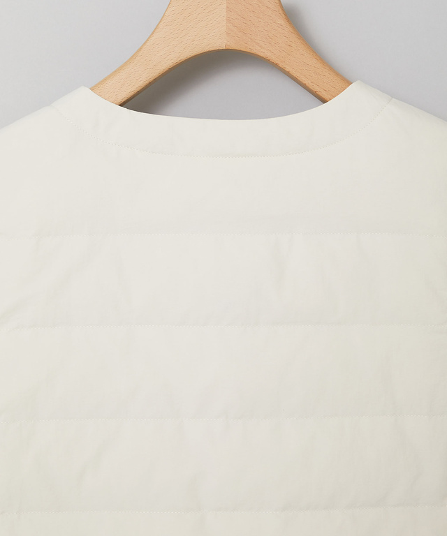 ノーカラー ダウン ベスト【一部店舗限定】