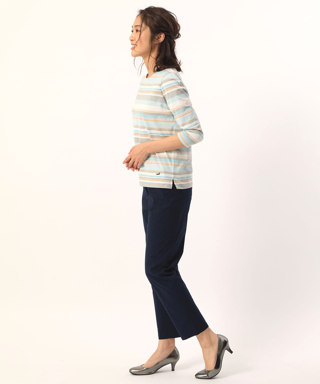 テーパードストレッチパンツ