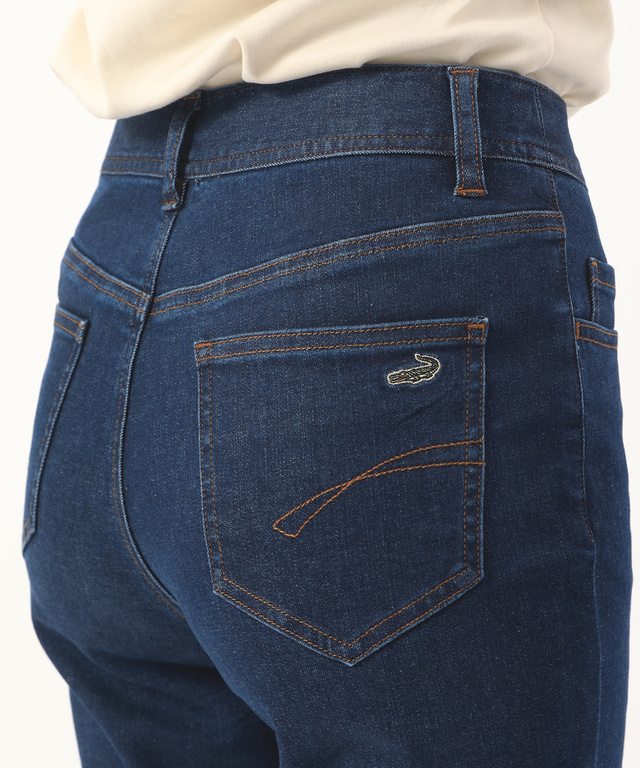 ストレートデニムパンツ