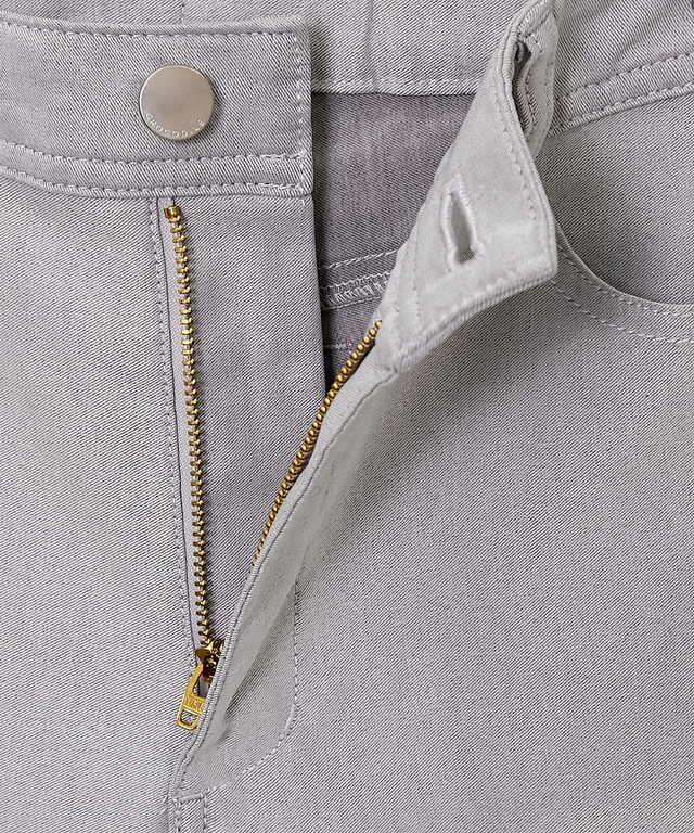 ストレッチ スリム パンツ