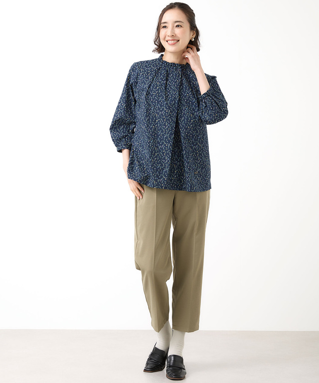 センタープレス テーパード パンツ