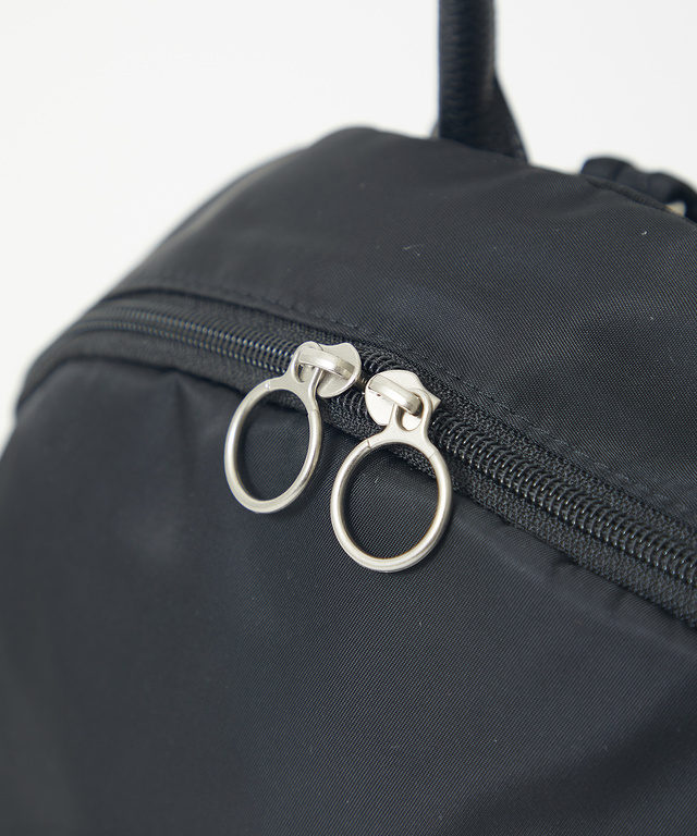 背面ポケット   バックパック