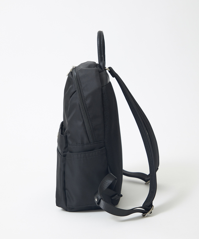 背面ポケット   バックパック