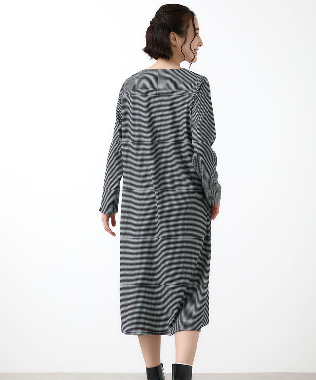 ショルダーボタン ワンピース