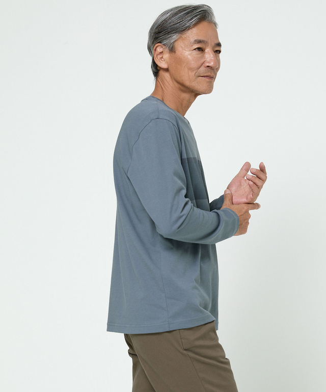 胸ライン デザイン 長袖Tシャツ