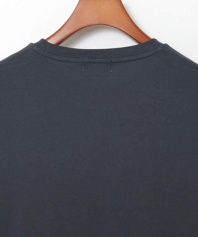 胸ライン デザイン 長袖Tシャツ