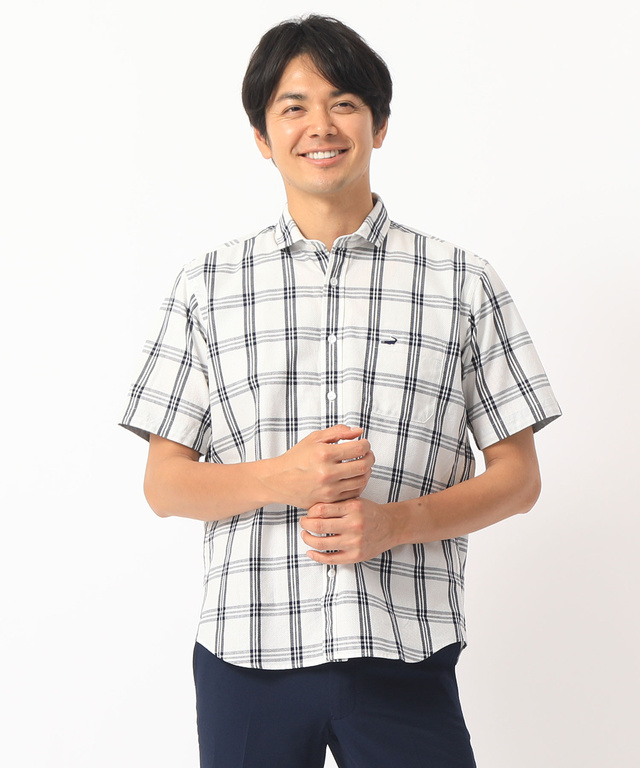 チェックシャツ