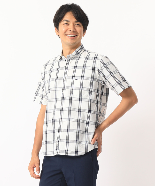 チェックシャツ