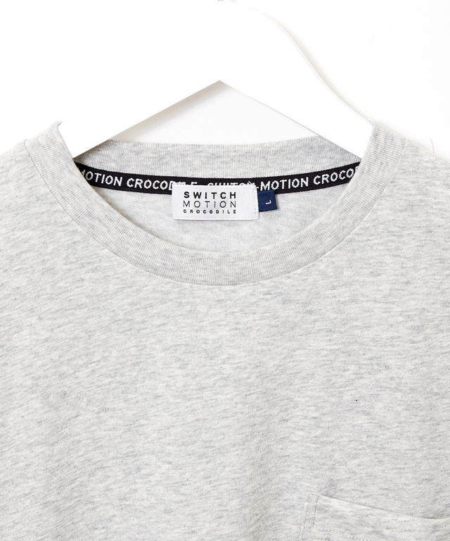 クルーネック ポケットロゴ Tシャツ