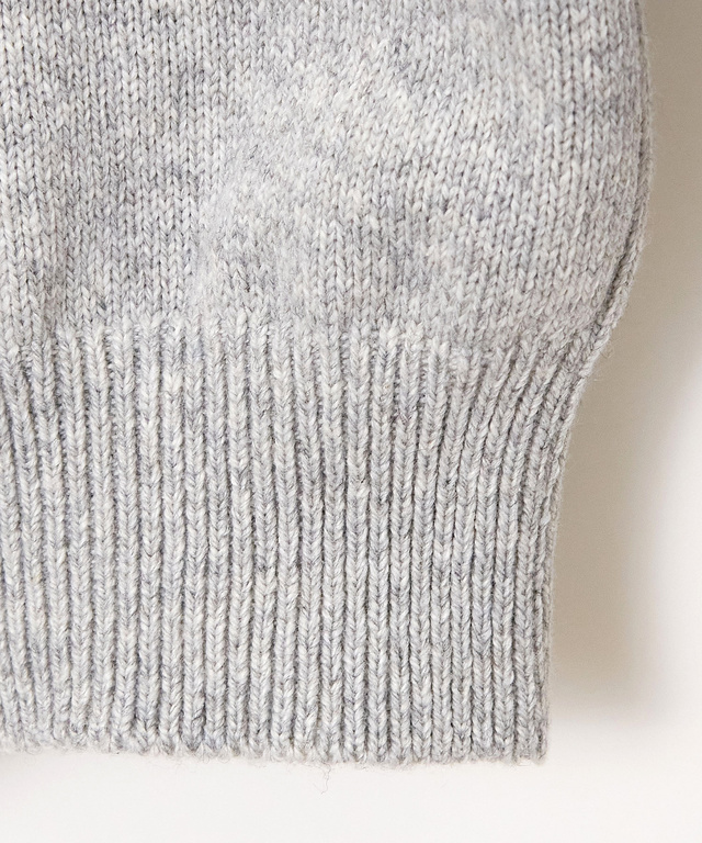 ロゴ クルーネック ニット【日本製】