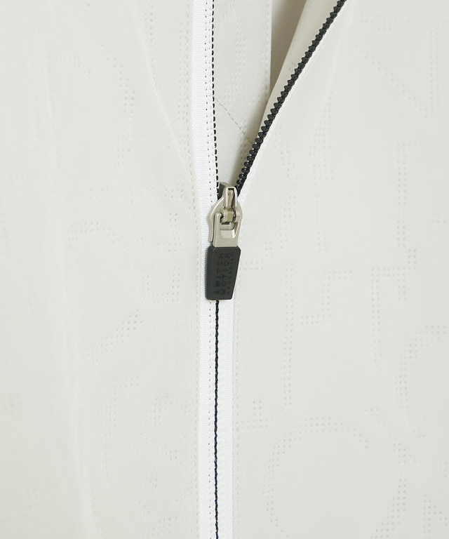 エンボス ロゴ デザイン ブルゾン【手洗いOK】