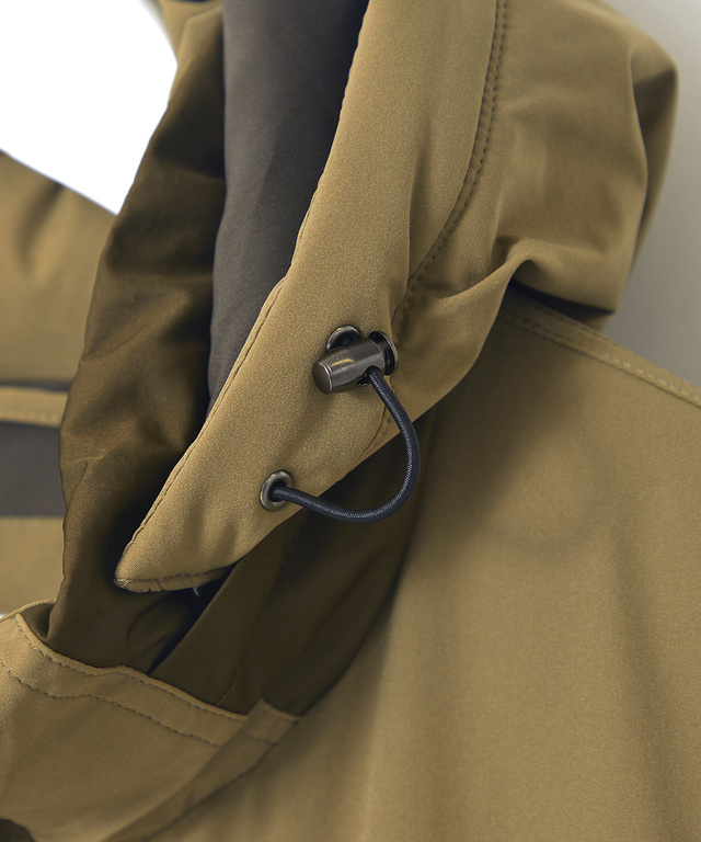 ストレッチ フード付き ダウンコート